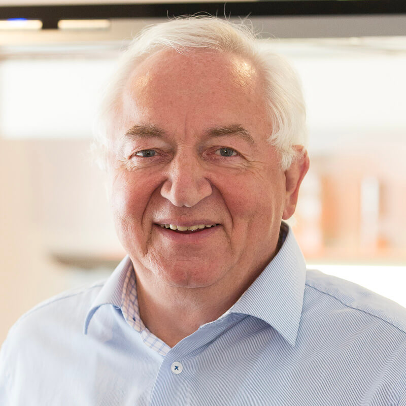 team_1_dieter_fenske.jpg